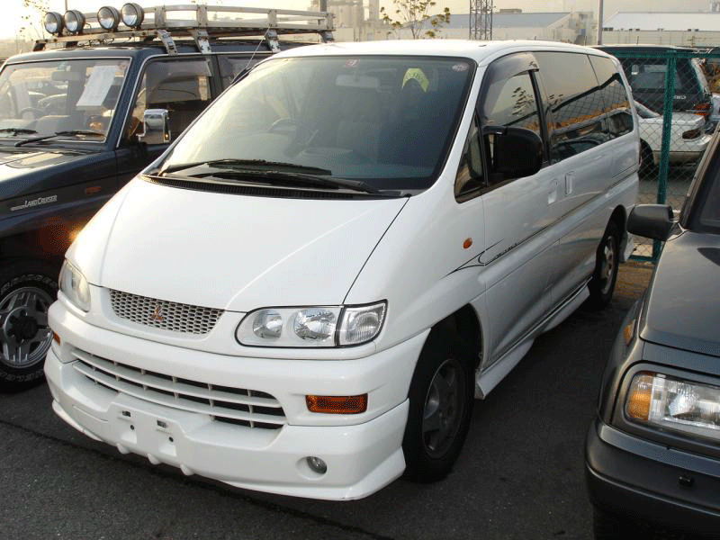 MITSUBISHI-DELICA